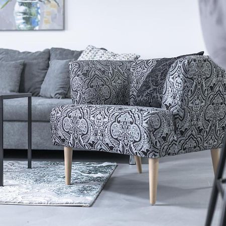 Exklusive Neubau-Ferienwohnung Mit Fernsicht Konstanz Kültér fotó