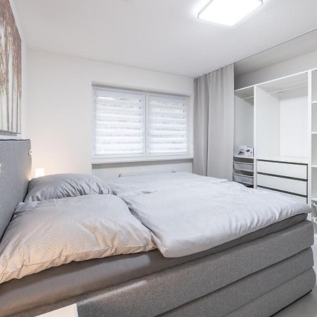 Exklusive Neubau-Ferienwohnung Mit Fernsicht Konstanz Kültér fotó